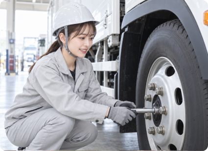 予備検査を受ける車両
